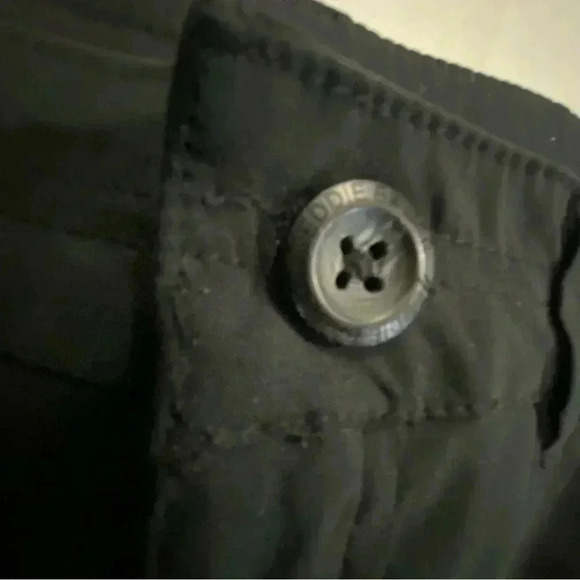 🎈Eddie Bauer women’s black  capri cargo pants size 8 - Picture 3 of 9